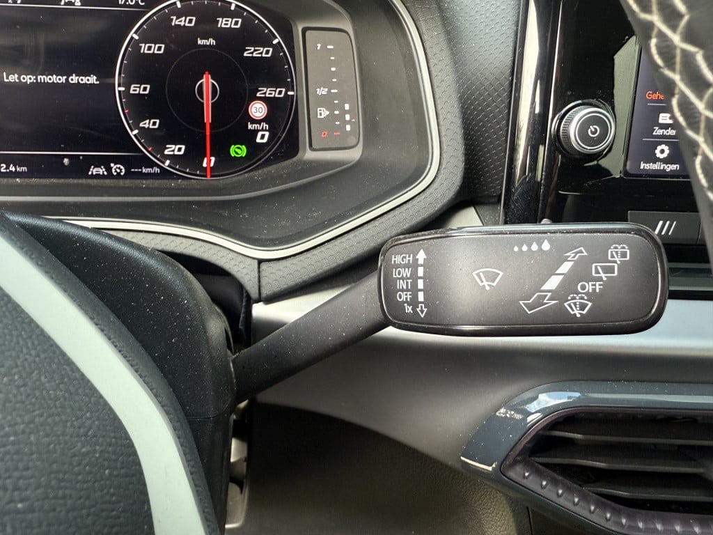 Seat Ibiza 1.0 ecotsi style business connect 5-drs