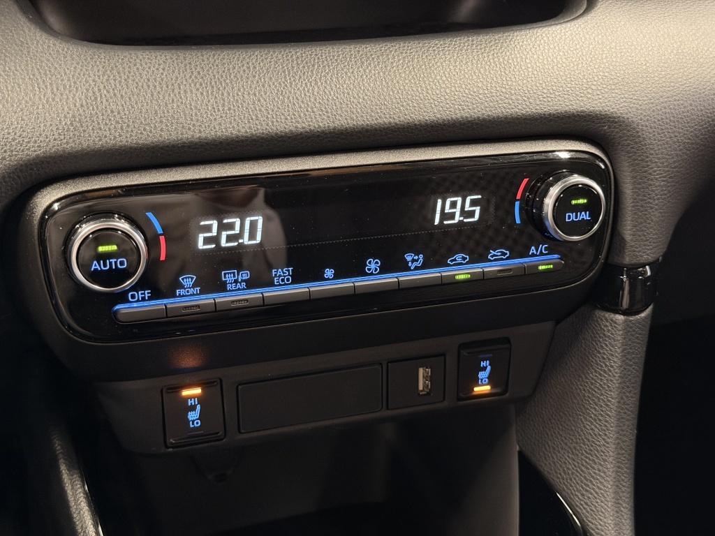 Toyota Yaris 1.5 hybride bi-tone executive| hud| stoel.verw| camera| bsm