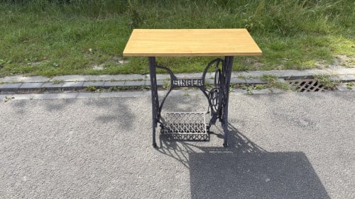 Binnen of buiten tafel op Singer