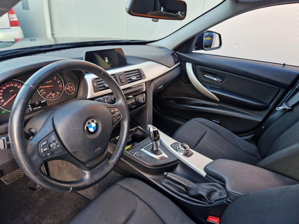 BMW 3-serie touring 320i corporate lease