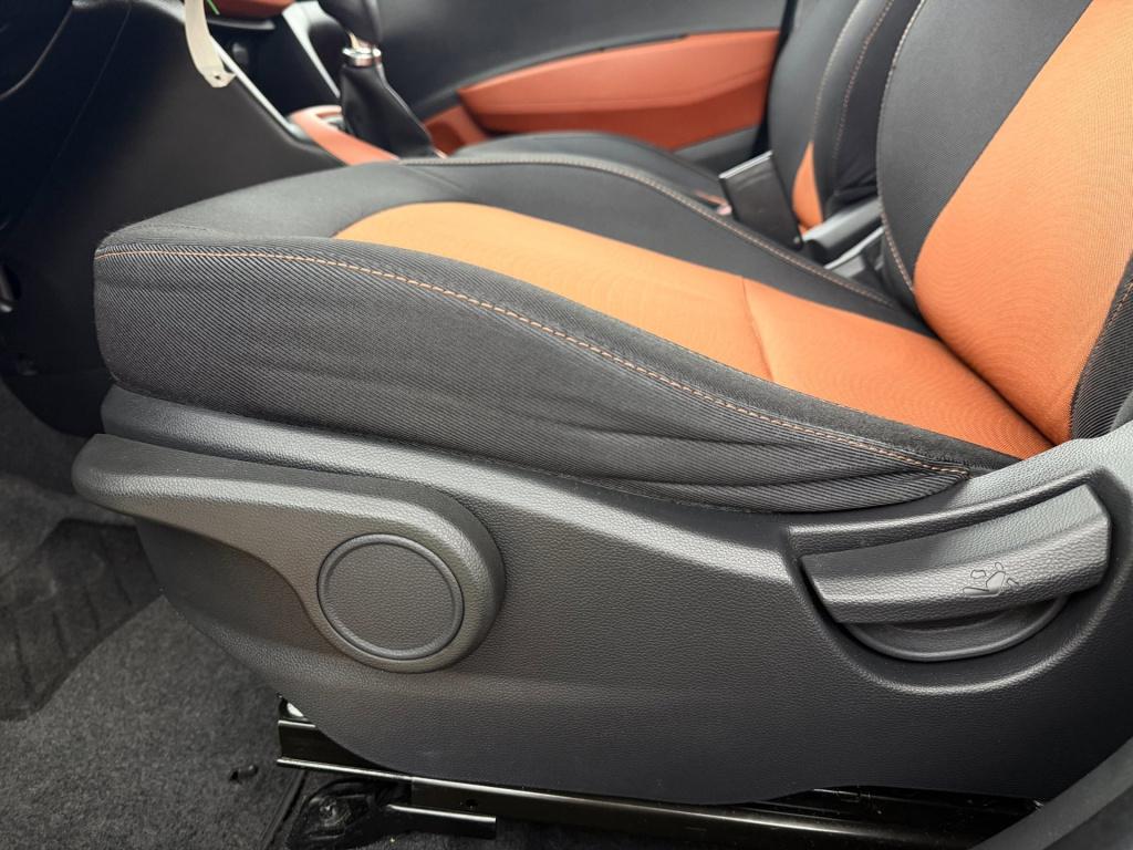 Hyundai I 10 occasion 1.0i i-motion comfort plus | zwart | tweedehands hyun