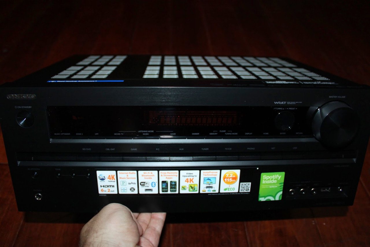 Refurbished AV Receiver. Onkyo TX-NR626. 7.2 Dolby Surround. 600 watt !