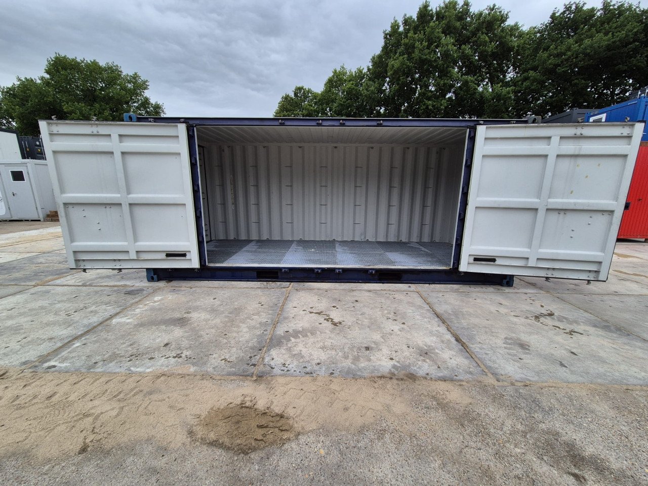 20ft openside opslag / chemiecontainer met opvangbak