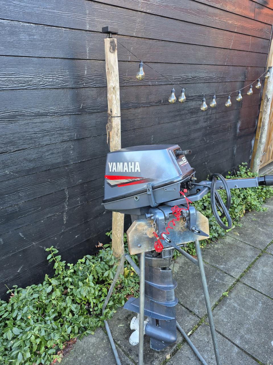 Yamaha 8 pk tweetakt langstaart