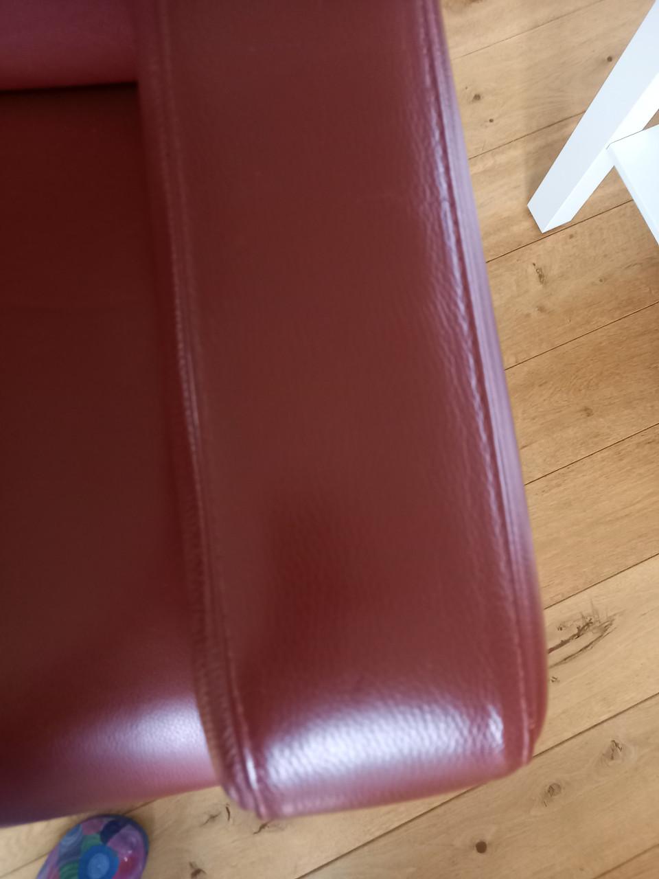 Te koop 2 Donkerrood Leren  Fauteuils