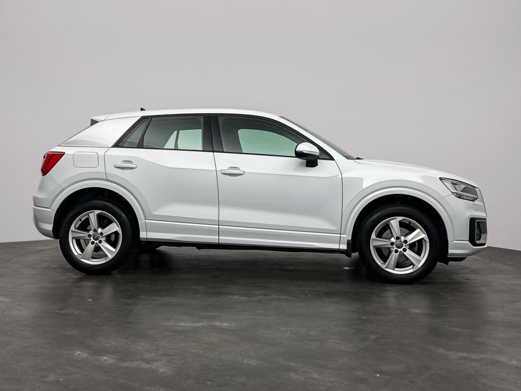Audi Q2 35 tfsi cod automaat virtual pdc