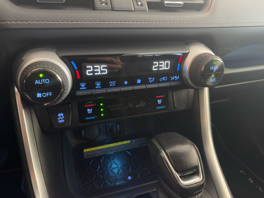 Toyota Rav4 2.5 hybrid awd executive