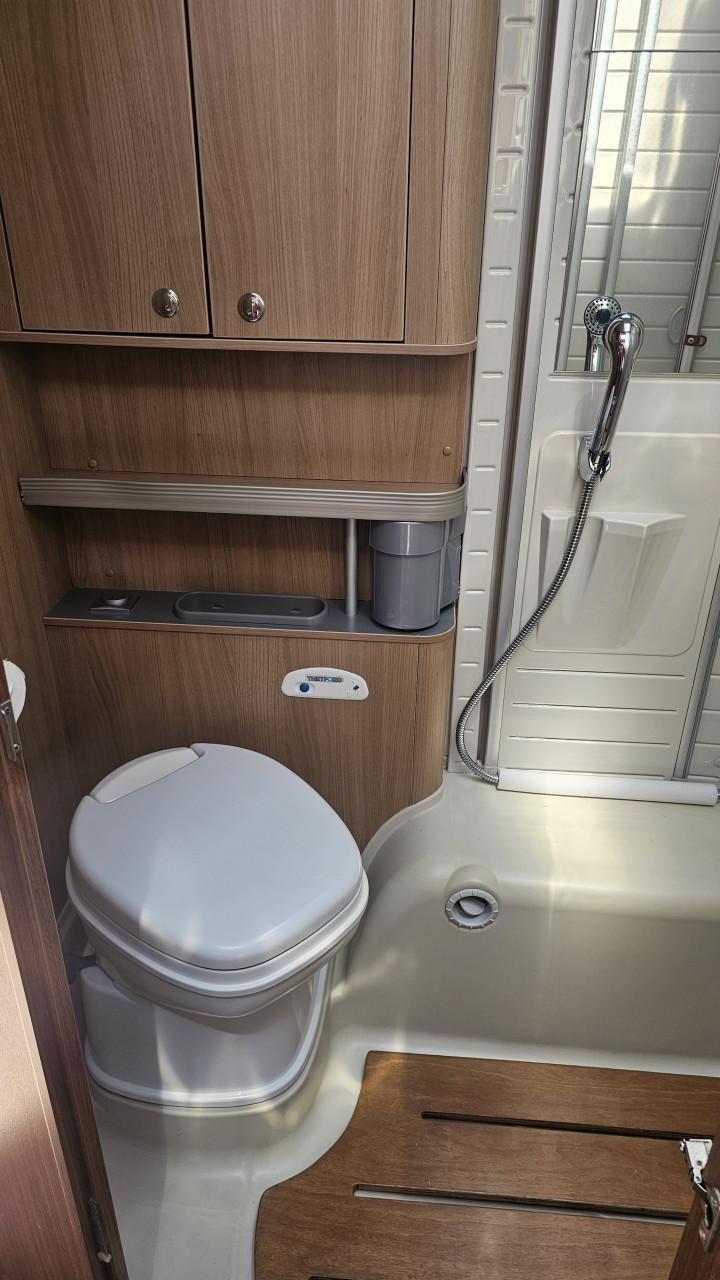 Camper Bürstner Ixeo 726 it plus