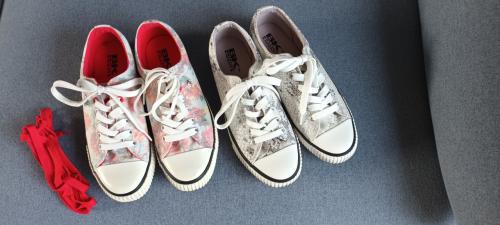 2 paar sneakers van het merk BK British Knights