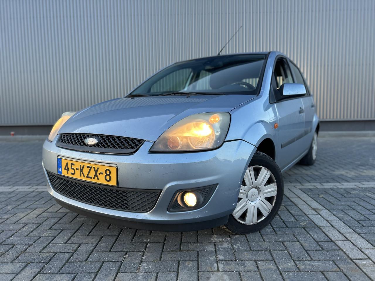 Ford Fiesta 1.4-16V Ambiente|APK|AIRCO|