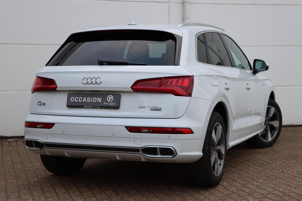 Audi Q5 55 tfsi e quattro competition s-tronic 367pk