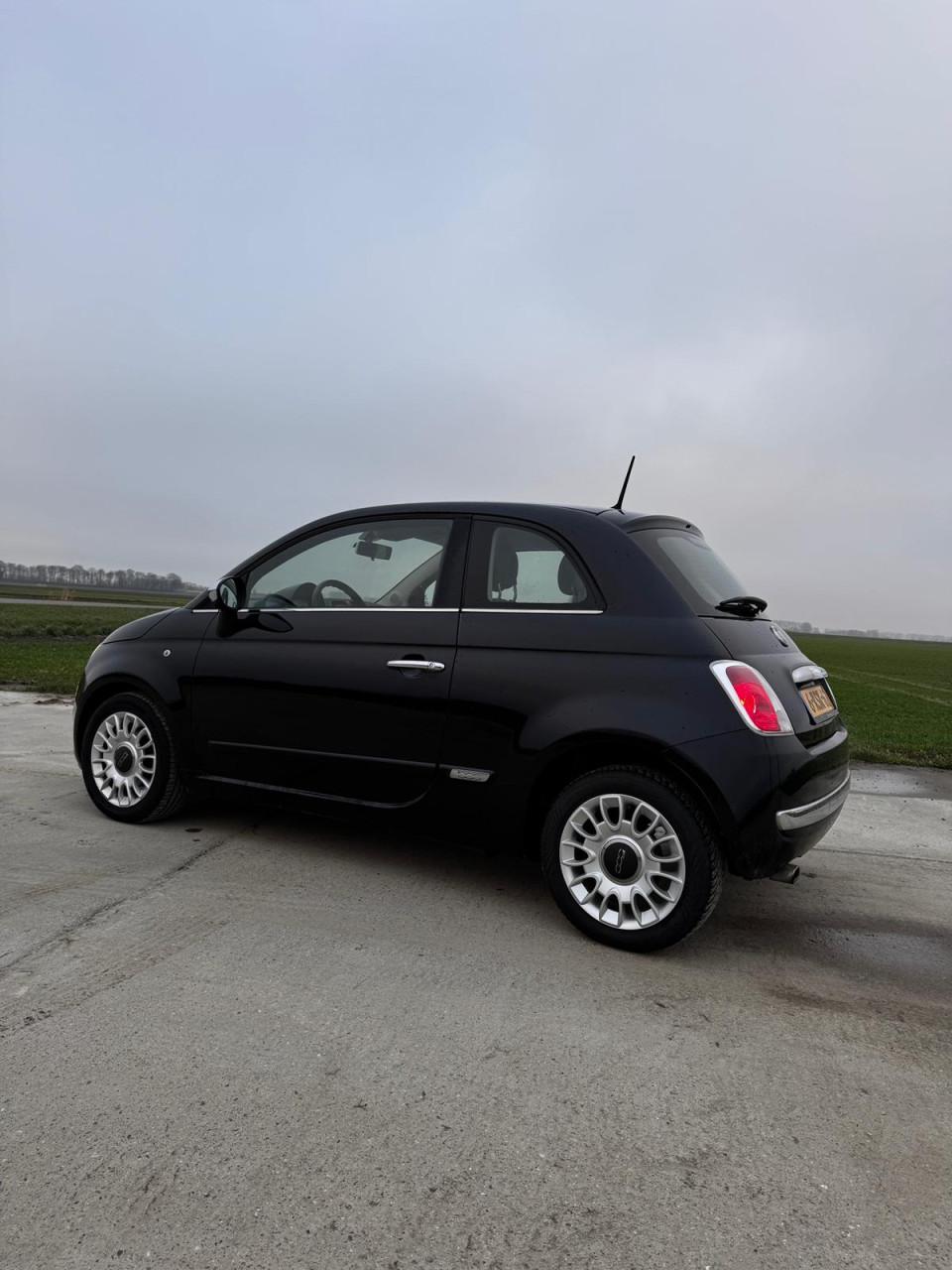 Fiat 500 0.9 85pk Twinair Turbo 2013 Zwart