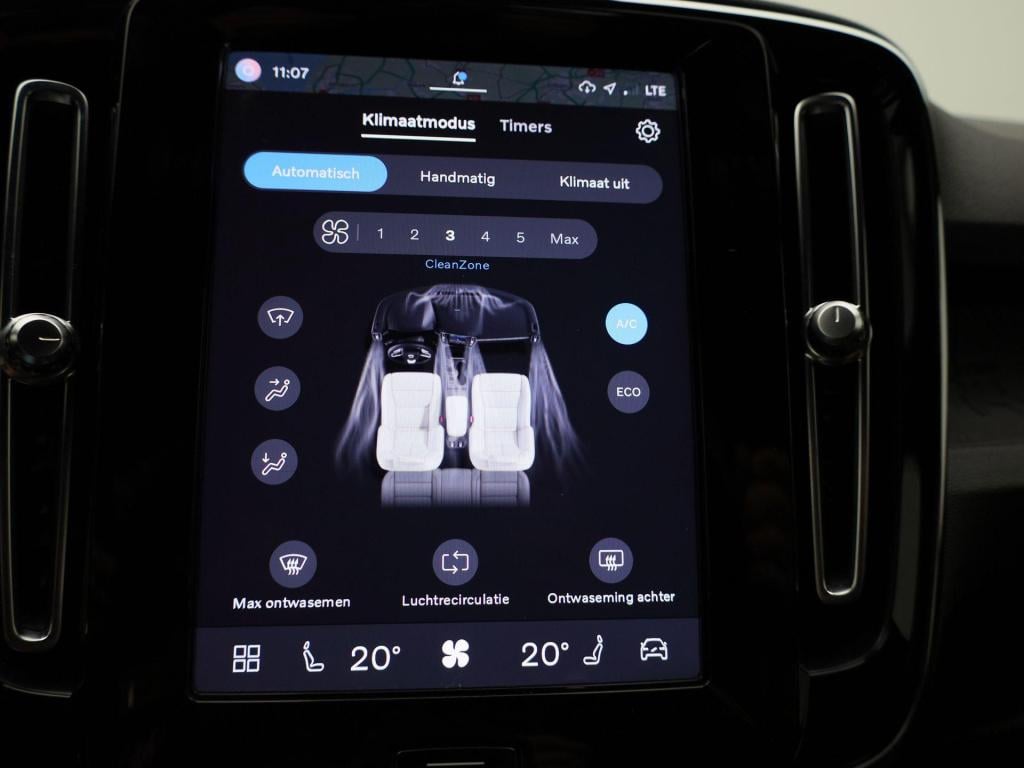 Volvo XC40 recharge core | automaat | navigatie | apple carplay / android a