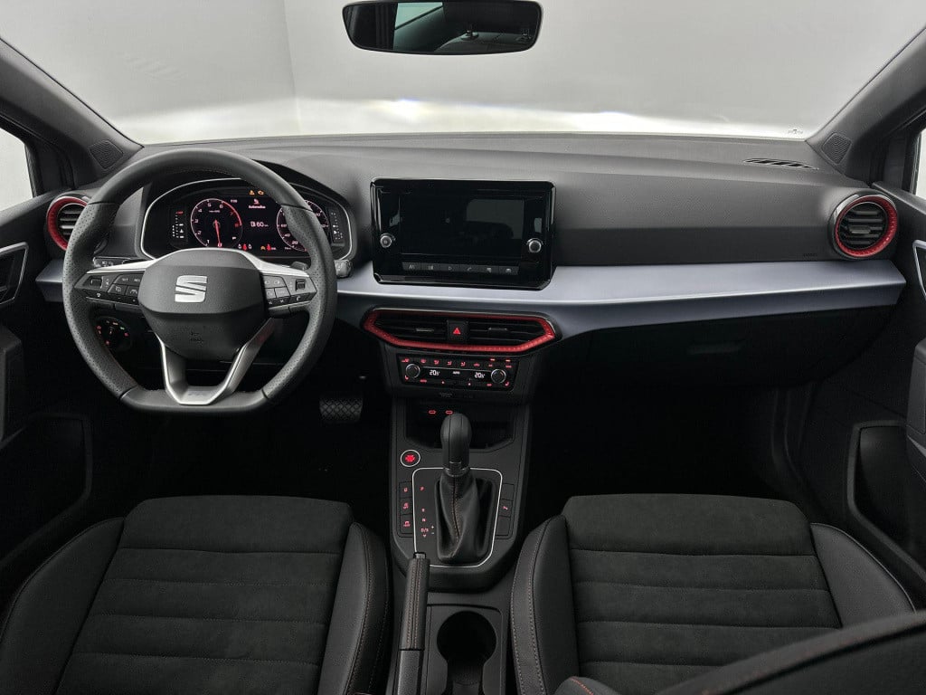 Seat Ibiza fr business connect 1.0 85 kw / 115 pk ecotsi hatc