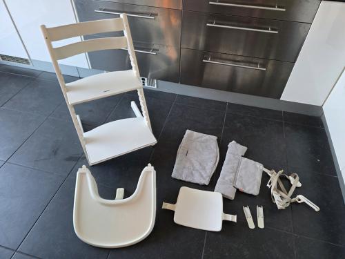 Stokke Tripp Trapp met babyset, tray en tuigje