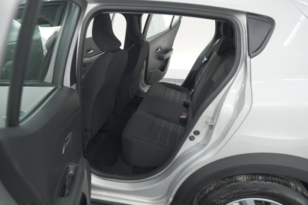 Dacia Sandero Stepway tce 90 expression | camera | dodehoekdetectie | navig