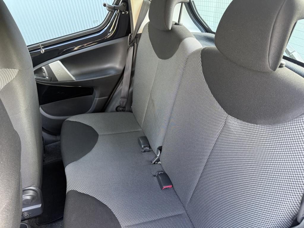 Toyota Aygo 1.0 vvt-i aspiration airco 5-drs
