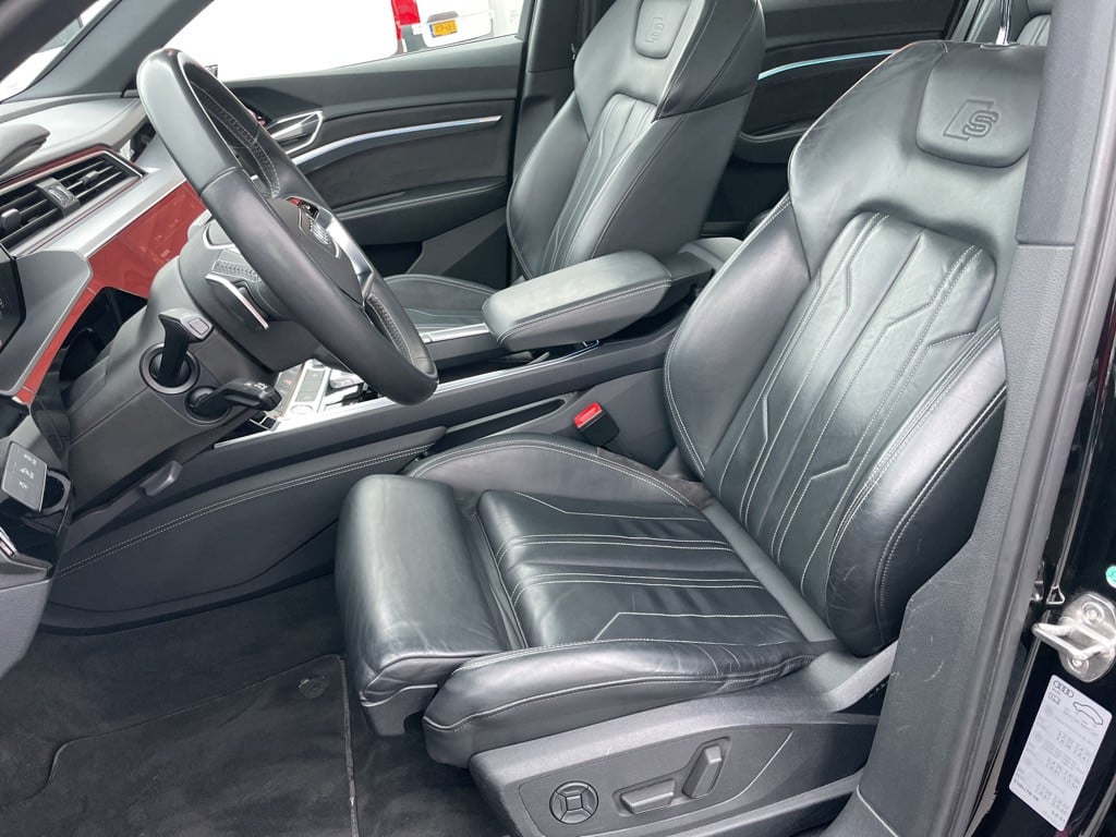 Audi E-tron 55 quattro 95 kwh s-line -full options-