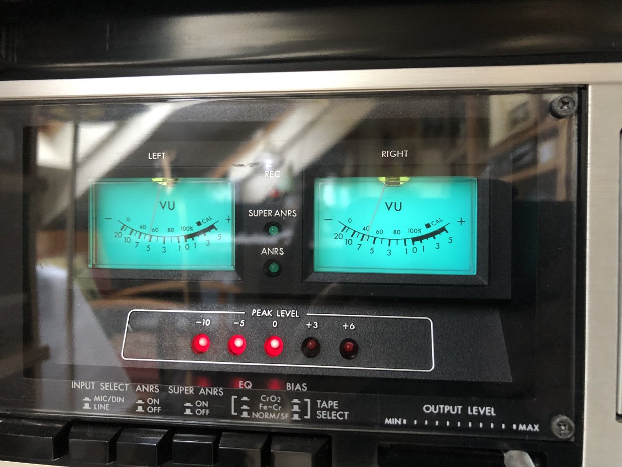 Werkelijk schitterende stereo set, dit is echte kwaliteit.