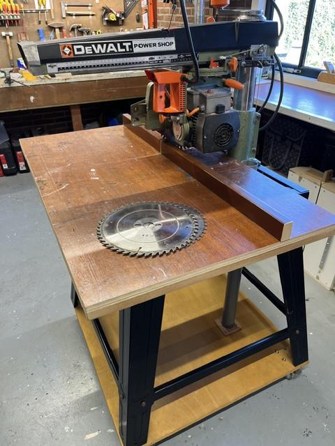 DeWalt DW125 Radiaalzaag - afkortzaag