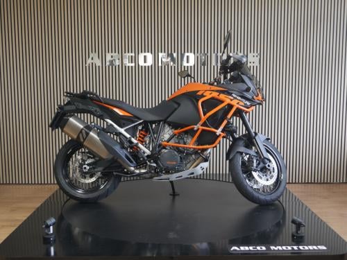 KTM 1050 ADVENTURE