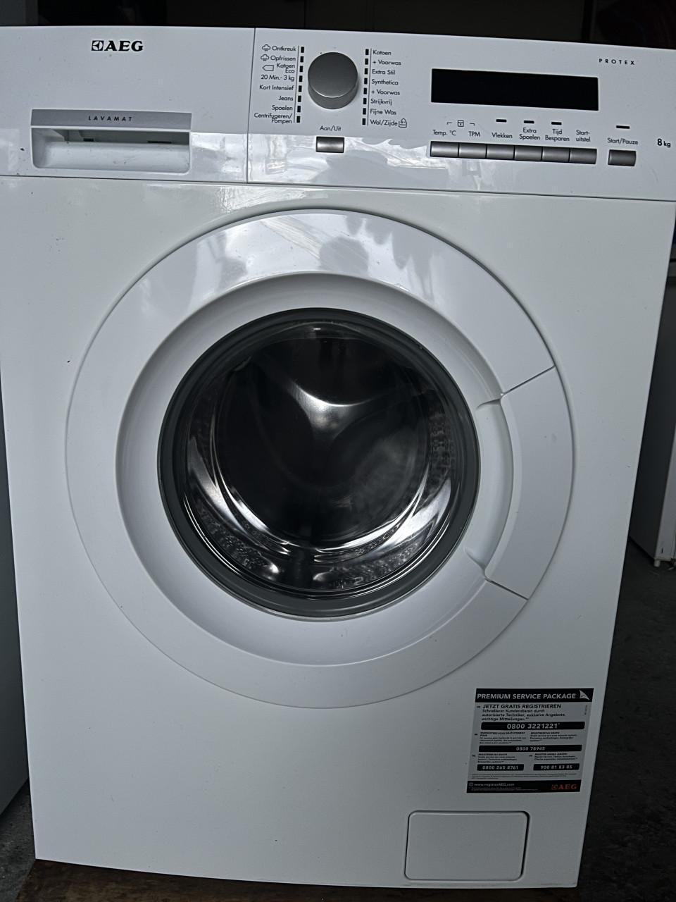 A+++ klasse AEG Wasmachine 8!kg. 1400 toren als nieuw met boekjes en bon