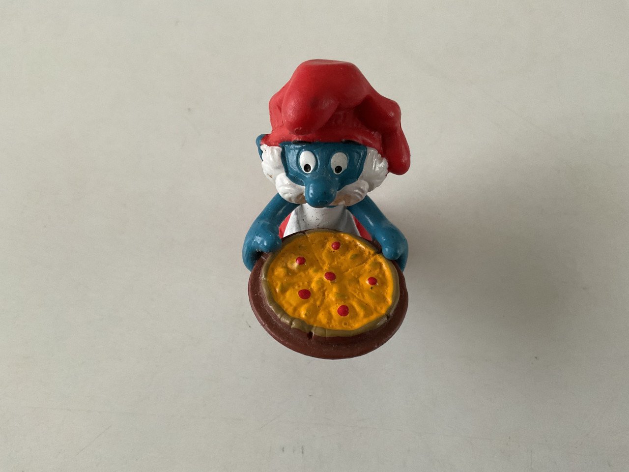 Heel veel verschillende Smurfen.  Materiaal: rubber.  Hoogte: +/- 5 cm.