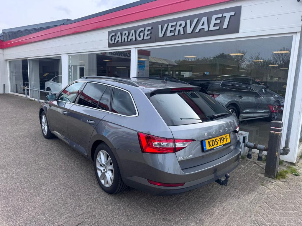 Skoda Superb combi 1.4 tsi iv business edition plus