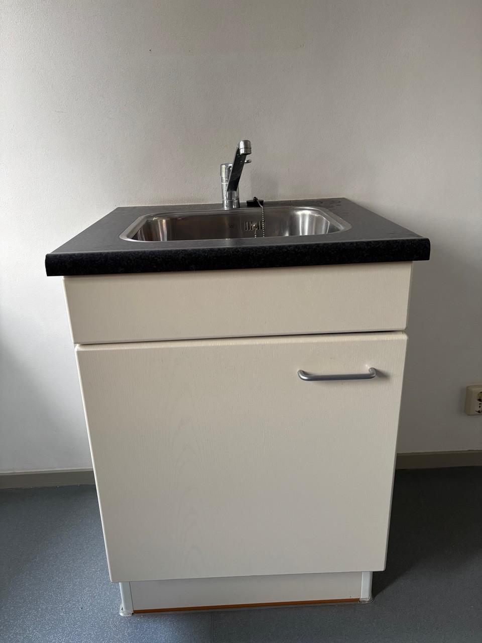 Spoelbak met onderkast