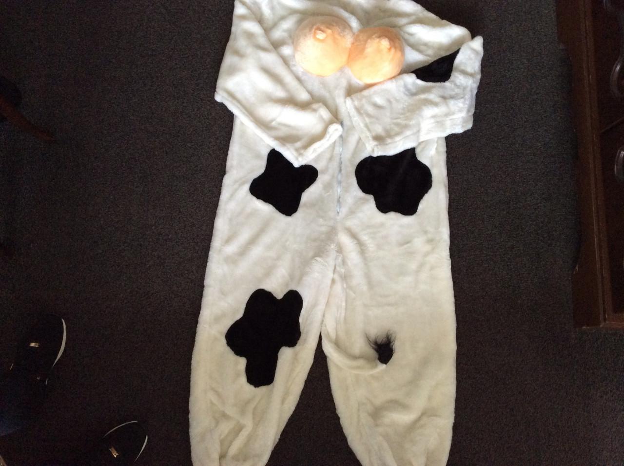 Nieuw koeienpak voor carnaval maat 58