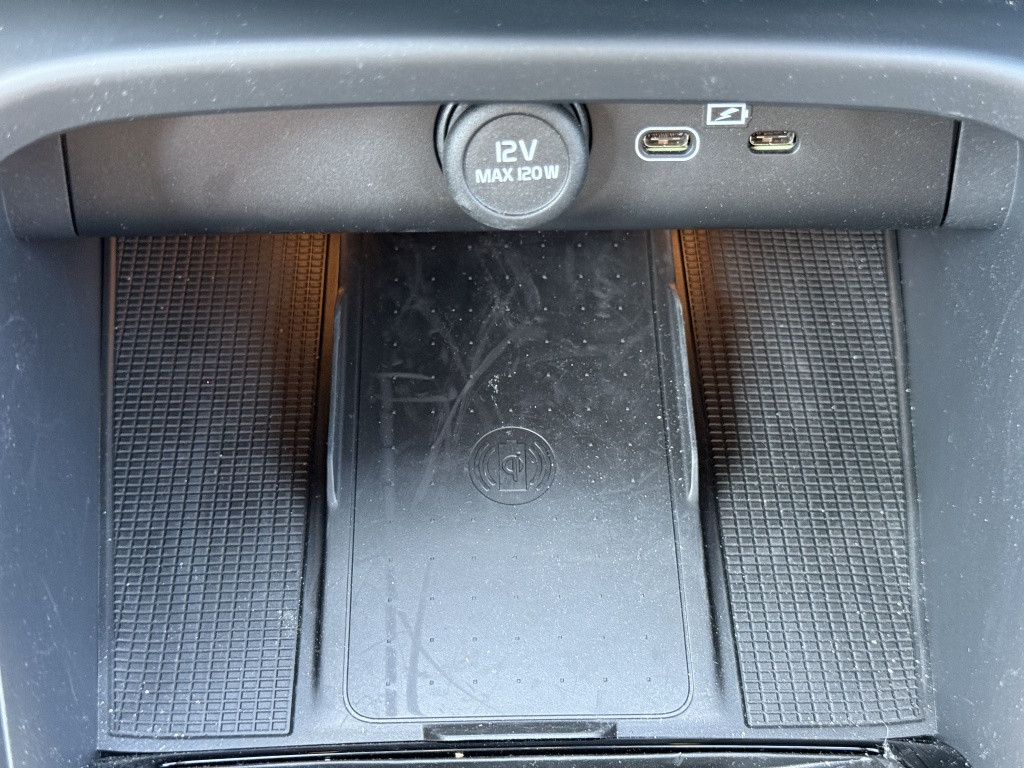 Volvo XC40 b4 197pk plus dark| 360camera| adap.cruise| elek.stoelen