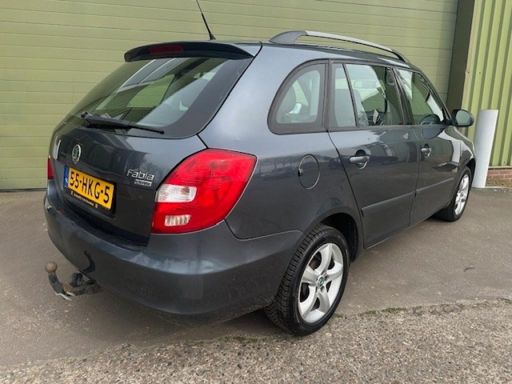Skoda Fabia combi 1.4 - 16v ambiente