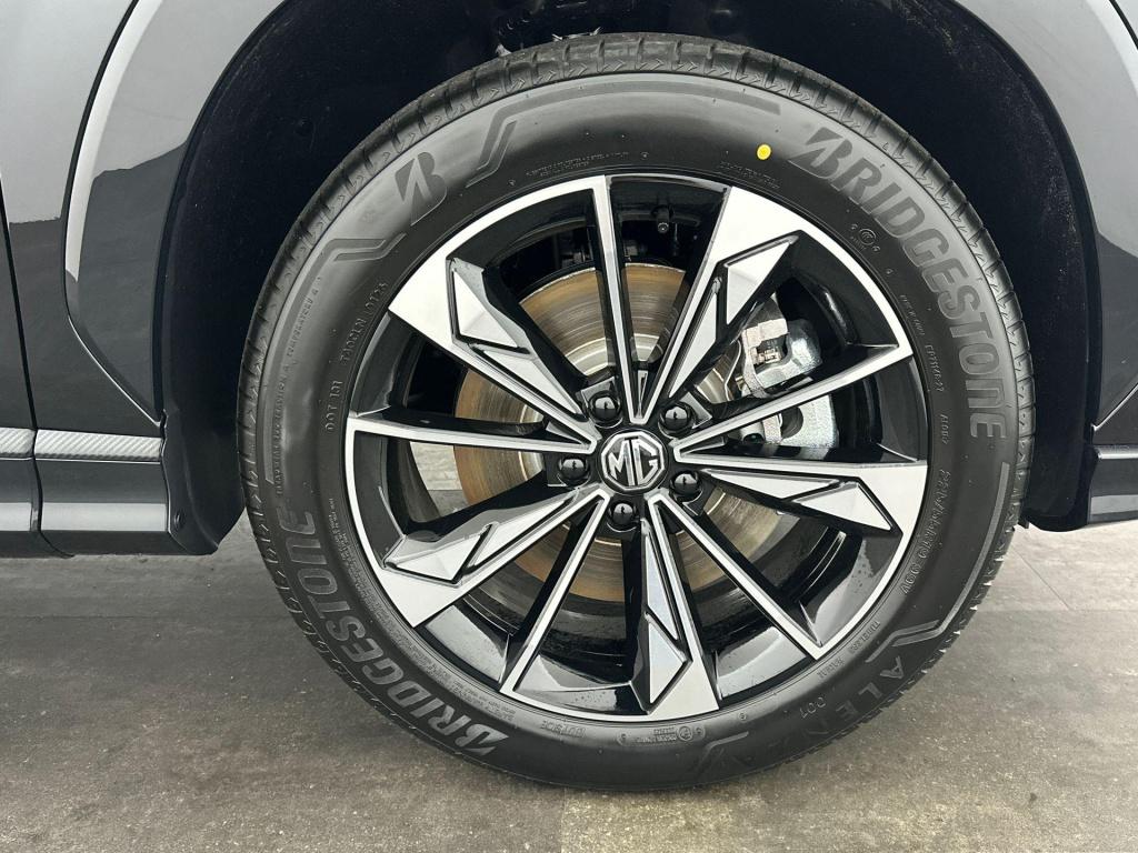 MG Hs hybrid+ 1.5 luxury