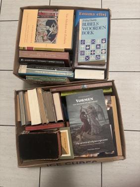 Assortiment Bijbelse boeken