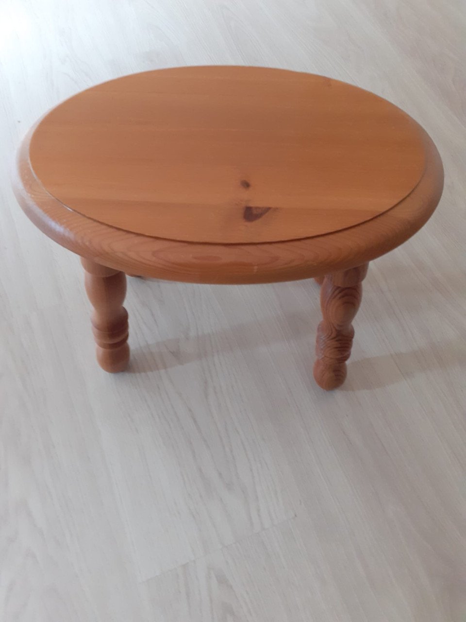Set van 3 ovale GRENEN BIJZETTAFELS - komen altijd van pas!
