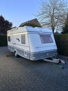 Caravan TEC travel king