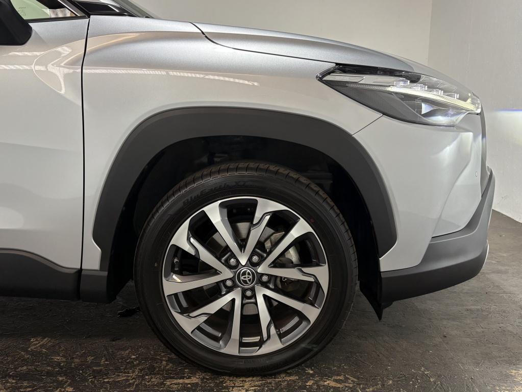 Toyota Corolla Cross 2.0 hp hybrid first edition
