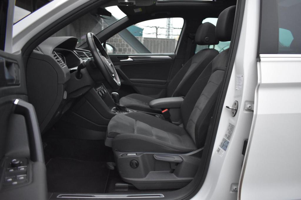 Volkswagen Tiguan 1.5 tsi act r-line | trekhaak | camera | dealer onderhoud