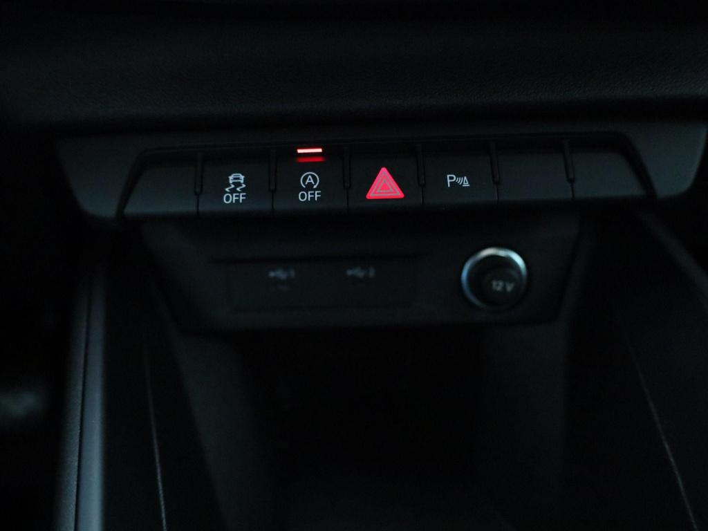Audi A1 Sportback 25 tfsi pro line | apple carplay / android auto | climate