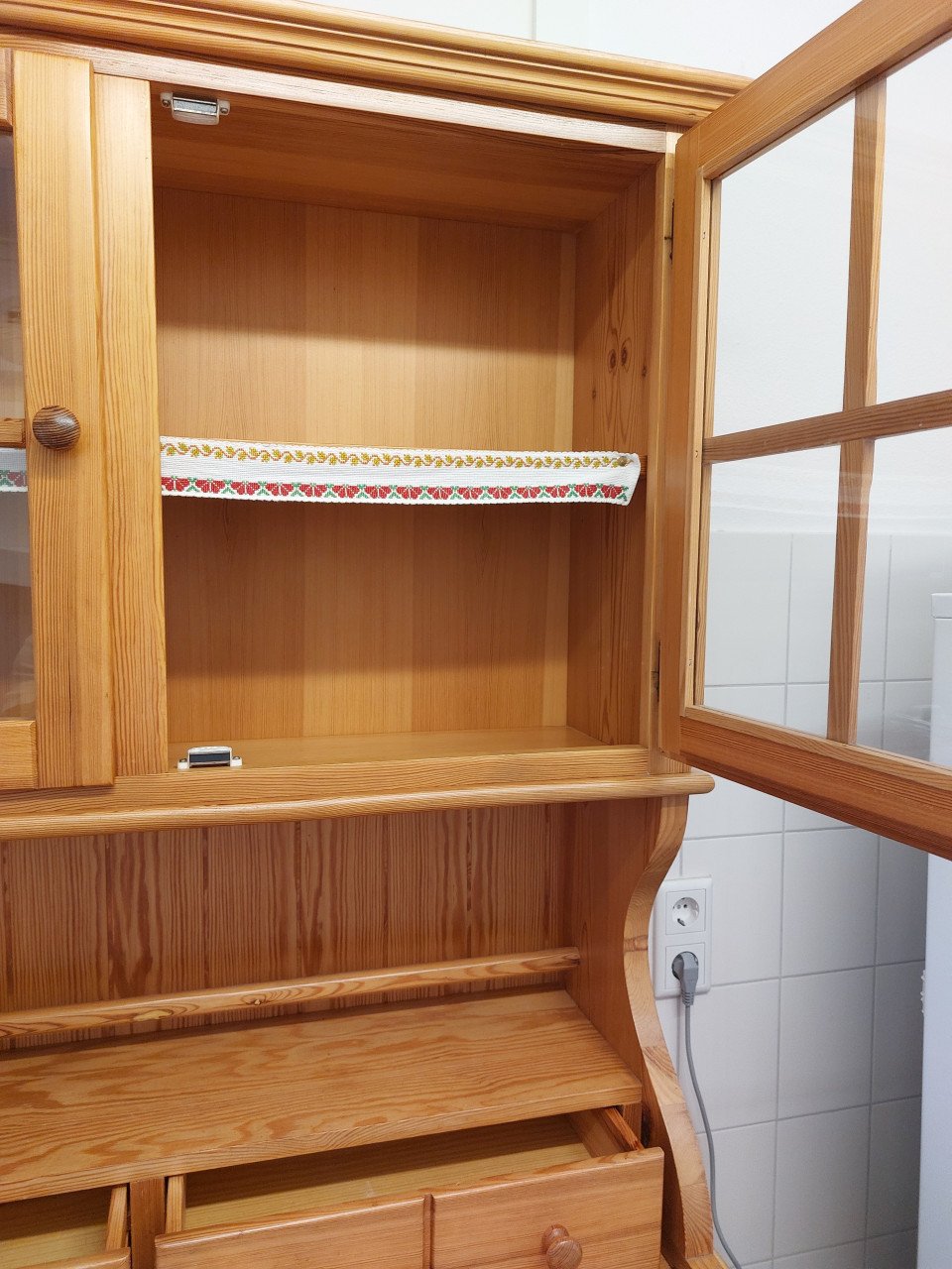 Buffetkast grenen