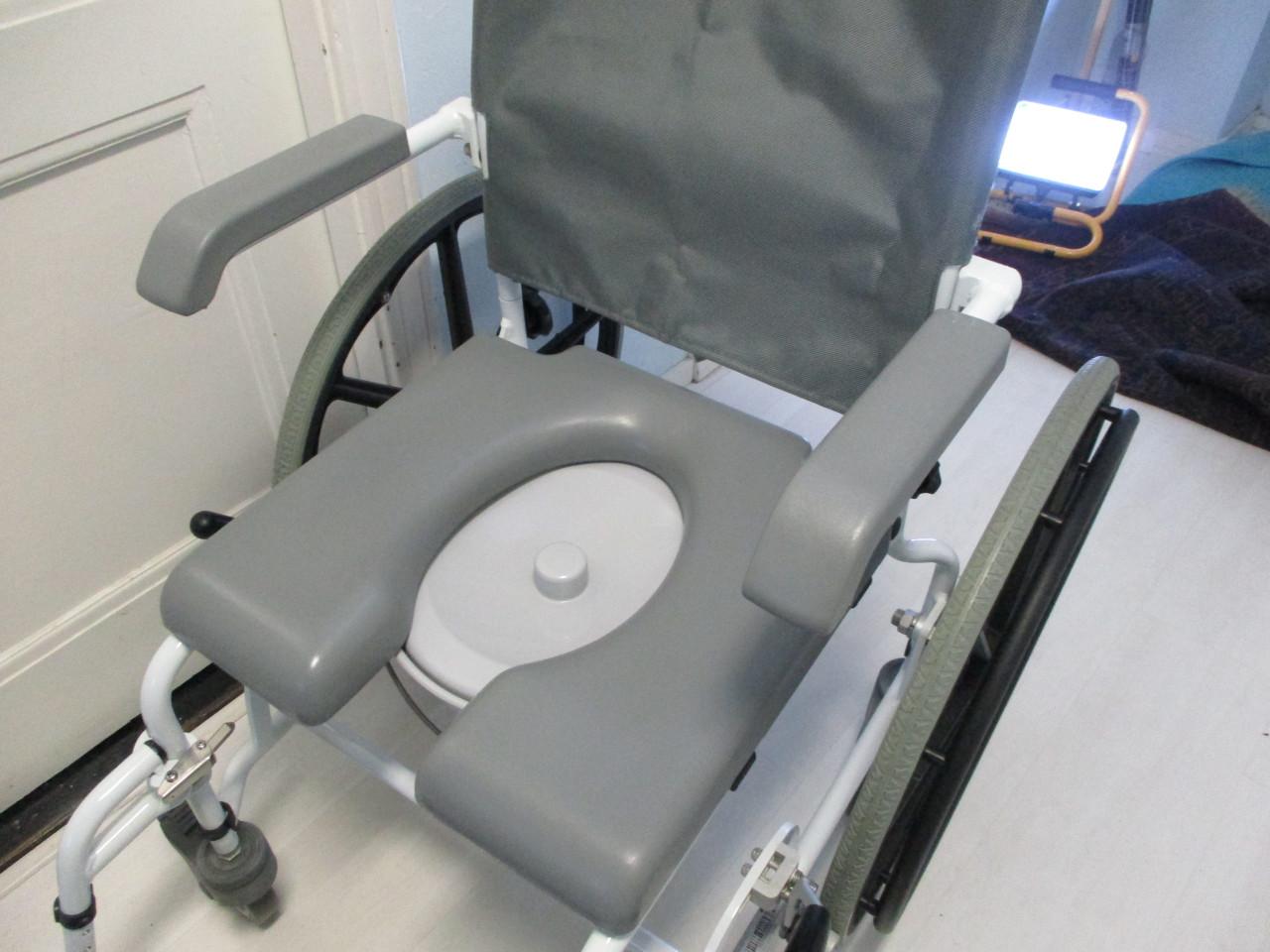 DuoMotion Douche / toilet / rolstoel