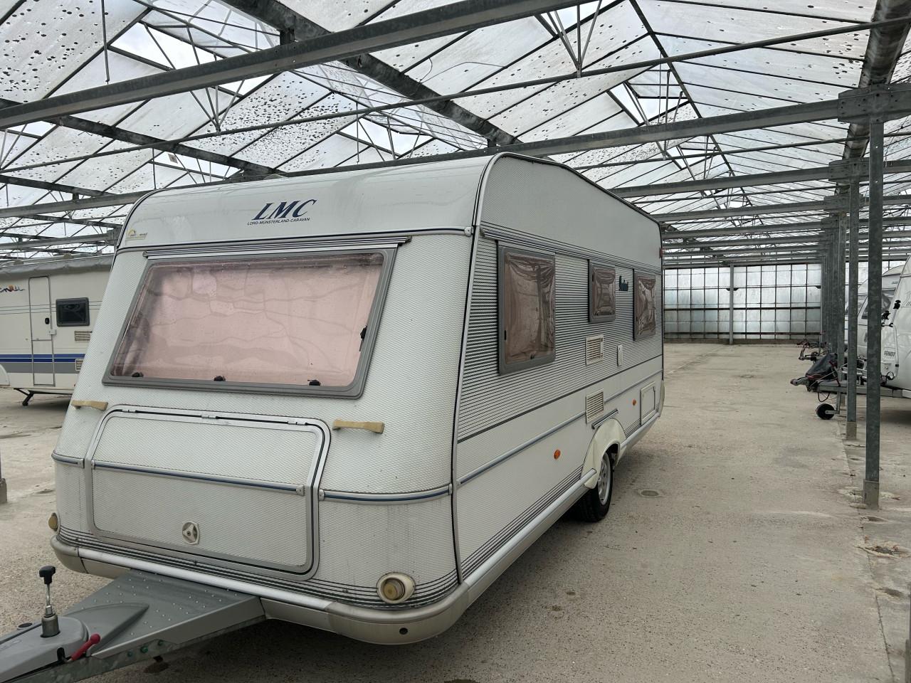 Lmc caravan