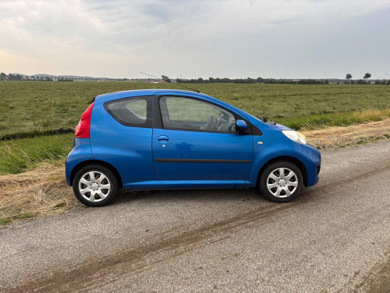 Nette Peugeot 107 2011