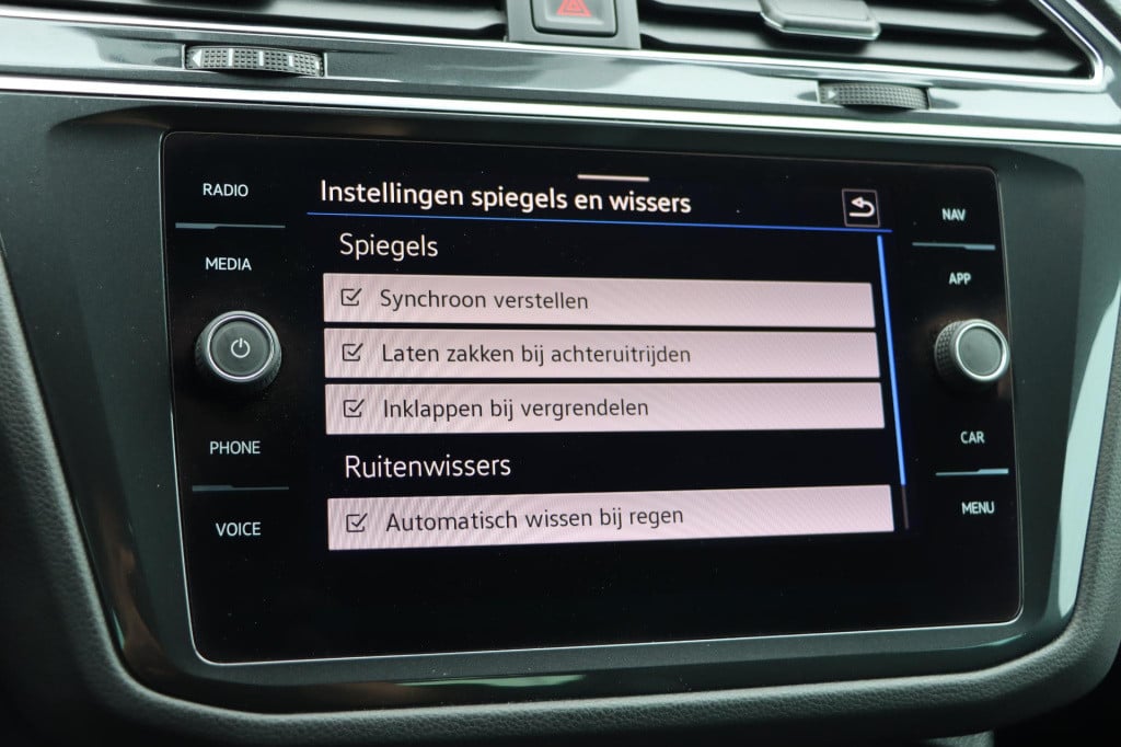 Volkswagen Tiguan 1.4 tsi ehybrid r-line business+ 245pk dsg6