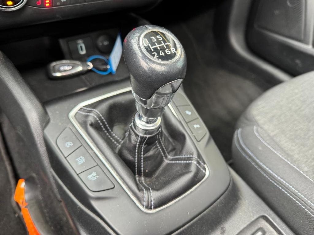 Ford Focus wagon 1.0 ecob. active bns | pano | led | bovag