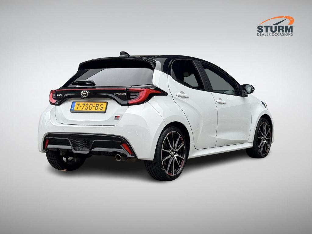 Toyota Yaris 1.5 hybrid gr sport premium pack, nl-auto!