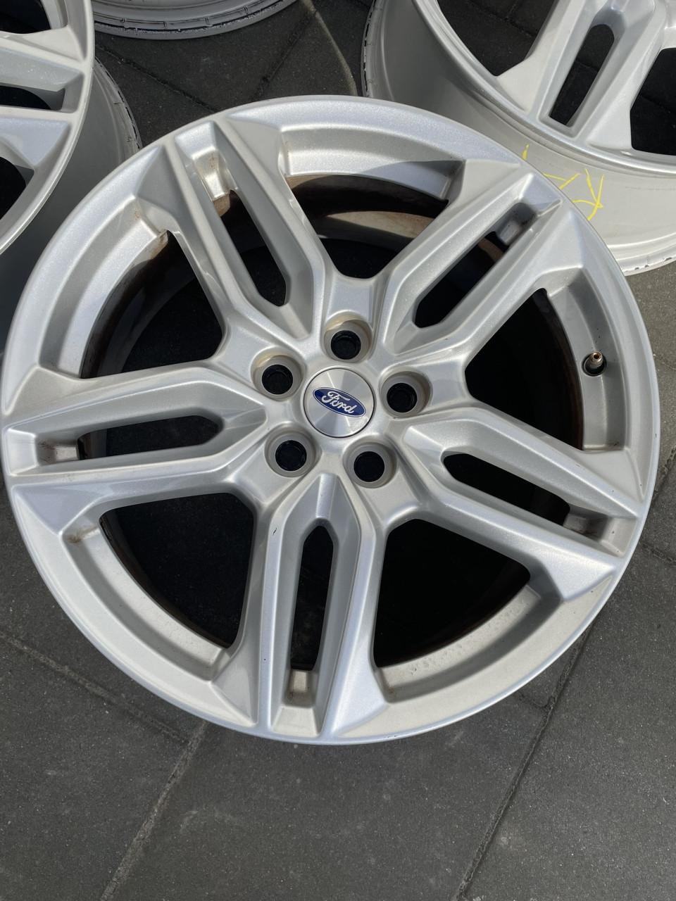Originele Ford Mustang Mach-E 18" lichtmetalen velgen