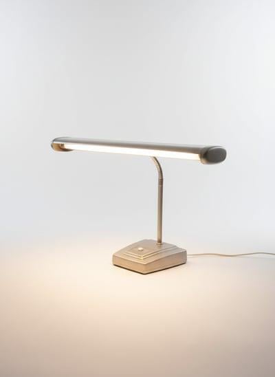 Vintage bureau lamp