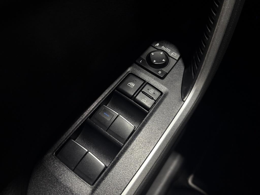 Toyota Rav4 2.5 hybrid awd style