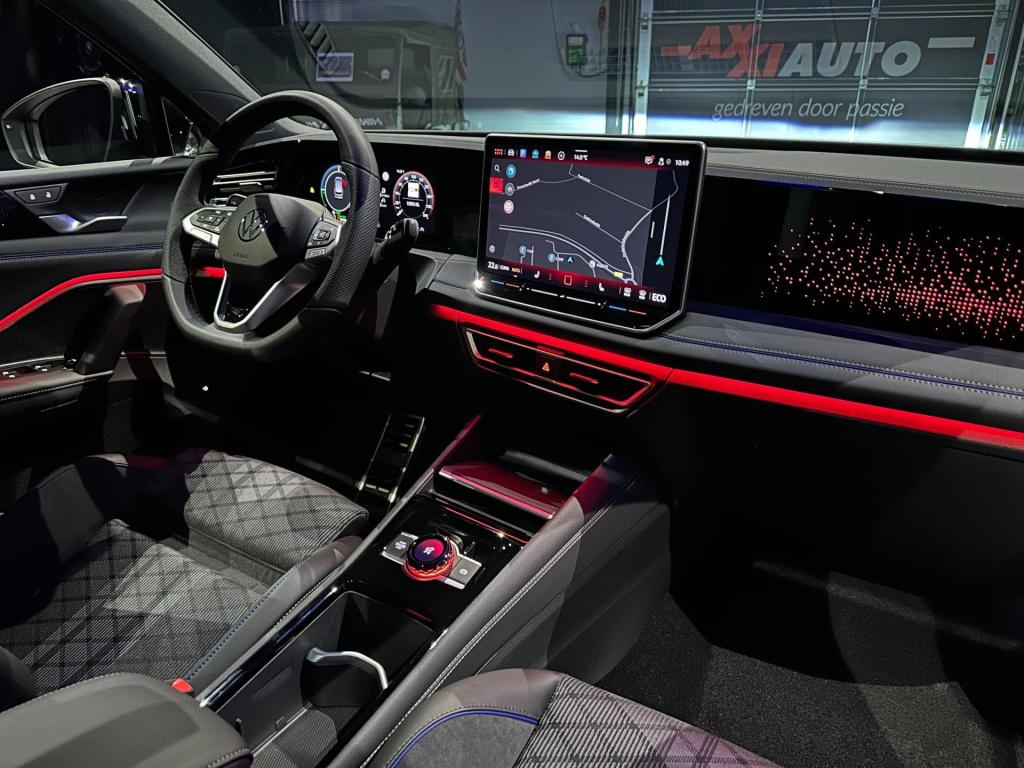 Volkswagen Tiguan 1.5 ehybrid r-line *pano*blackstyle*camera*